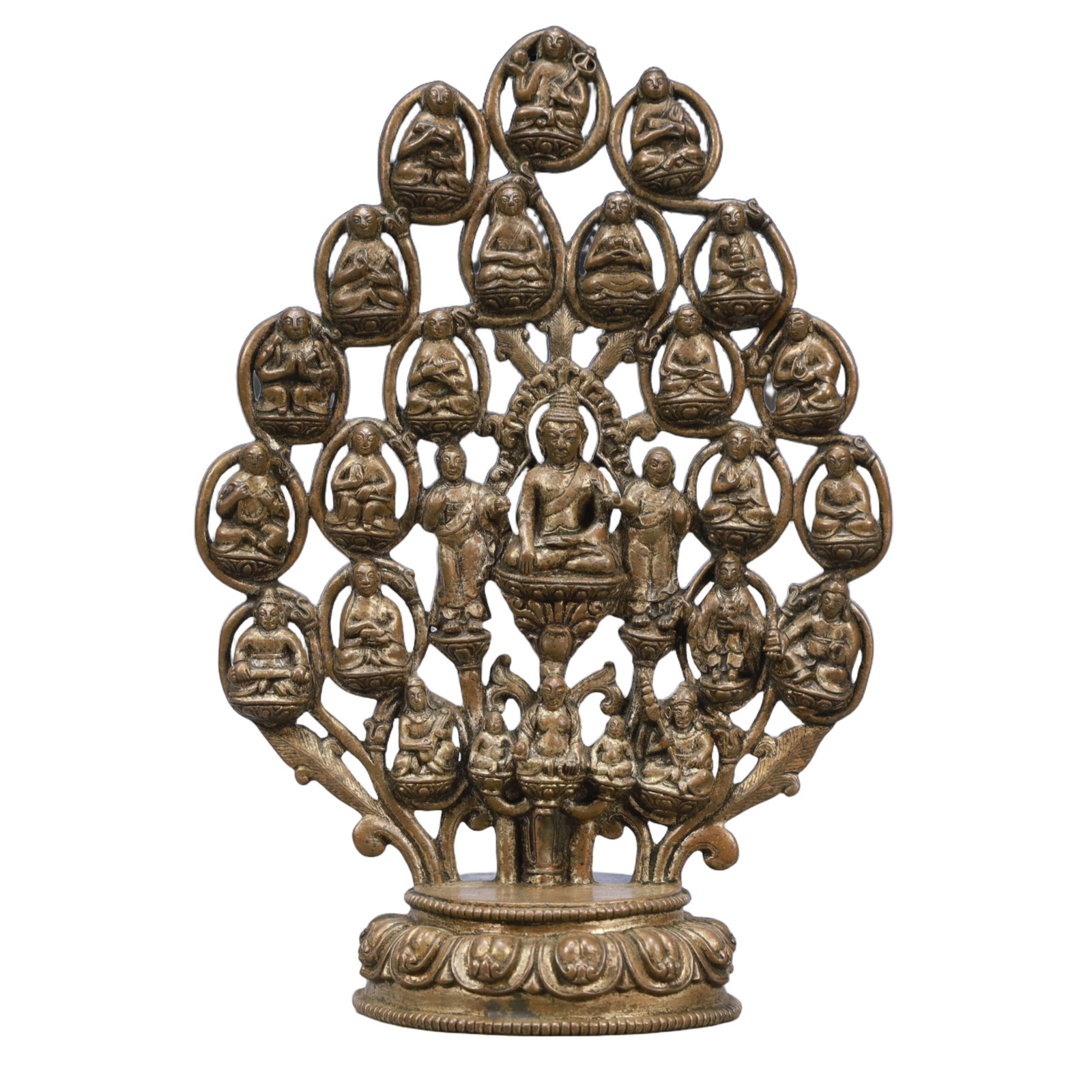 A Solemn Bronze Statue of Sakyamuni Ornament: A Solemn Bronze Statue of Sakyamuni Ornament,Ming Dynasty, China,Size:6.7inx3.1inx9.1in,Weight:1350,铜释迦牟尼佛摆件,中国明代