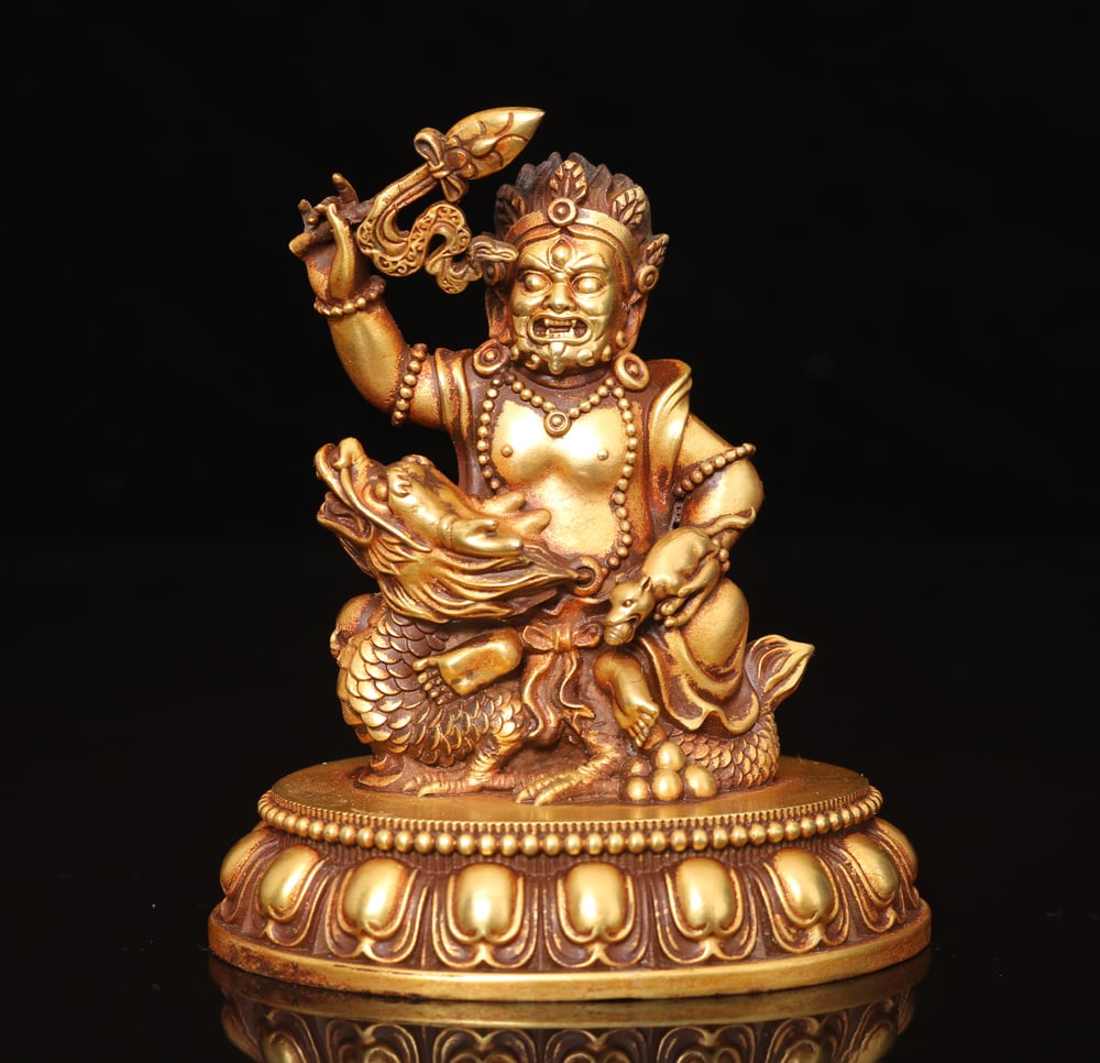 An Exquisite Gilt Bronze Statue of Mammon: An Exquisite Gilt Bronze Statue of Mammon,Ming Dynasty,China,Size:3.9inx3.3in,Weight:592g,铜鎏金财神像,中国明代