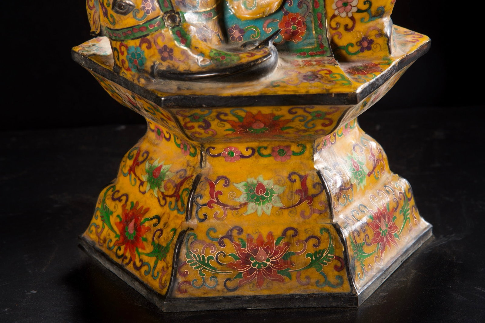 An Exquisite Cloisonne Lotus Pattern Candlestick - 5