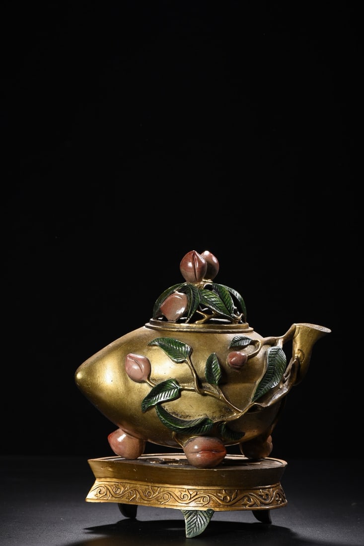 An Exquisite Copper Painted Color Peach Pattern with Cover Censer,with Base: An Exquisite Copper Painted Color Peach Pattern with Cover Censer,with Base,Qing Dynasty,China,with Qianlong Four-character Mark,Size:7.9inx7.5inx4.7in,Weight:1245g,铜彩绘桃