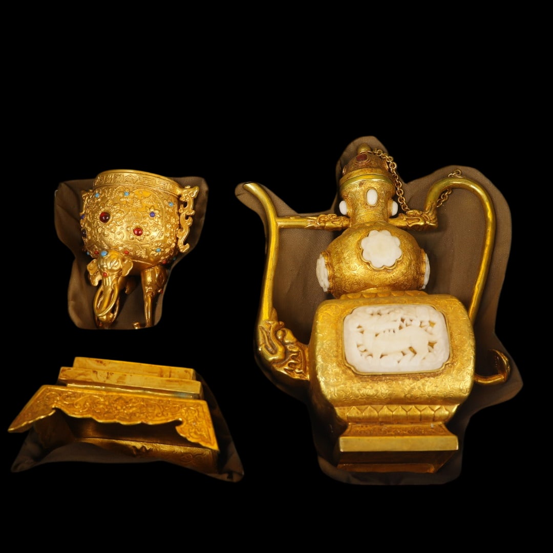 A Set of Fine Gilt Bronze Inlaid White Jade Wine Vessel,Inlaid Gems,with Bases (1 of 12)