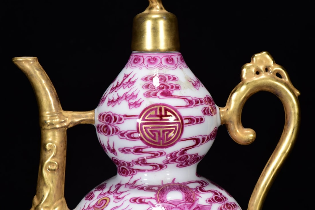 An Exquisite Ruby Red-Glazed Gilded Dragon Pattern Gourd Teapot - 6