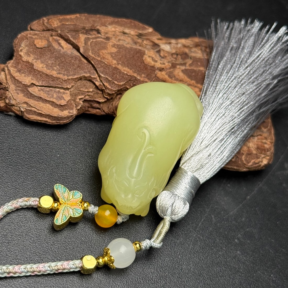 An Exquisite Yellow Jade Wealth-Attracting Creature Pendant