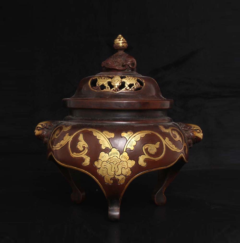 An Exquisite Gilt Bronze Flower Pattern Beast-Ears Tripod Censer: An Exquisite Gilt Bronze Flower Pattern Beast-Ears Tripod Censer,Ming Dynasty,China,with Xuande Four-character