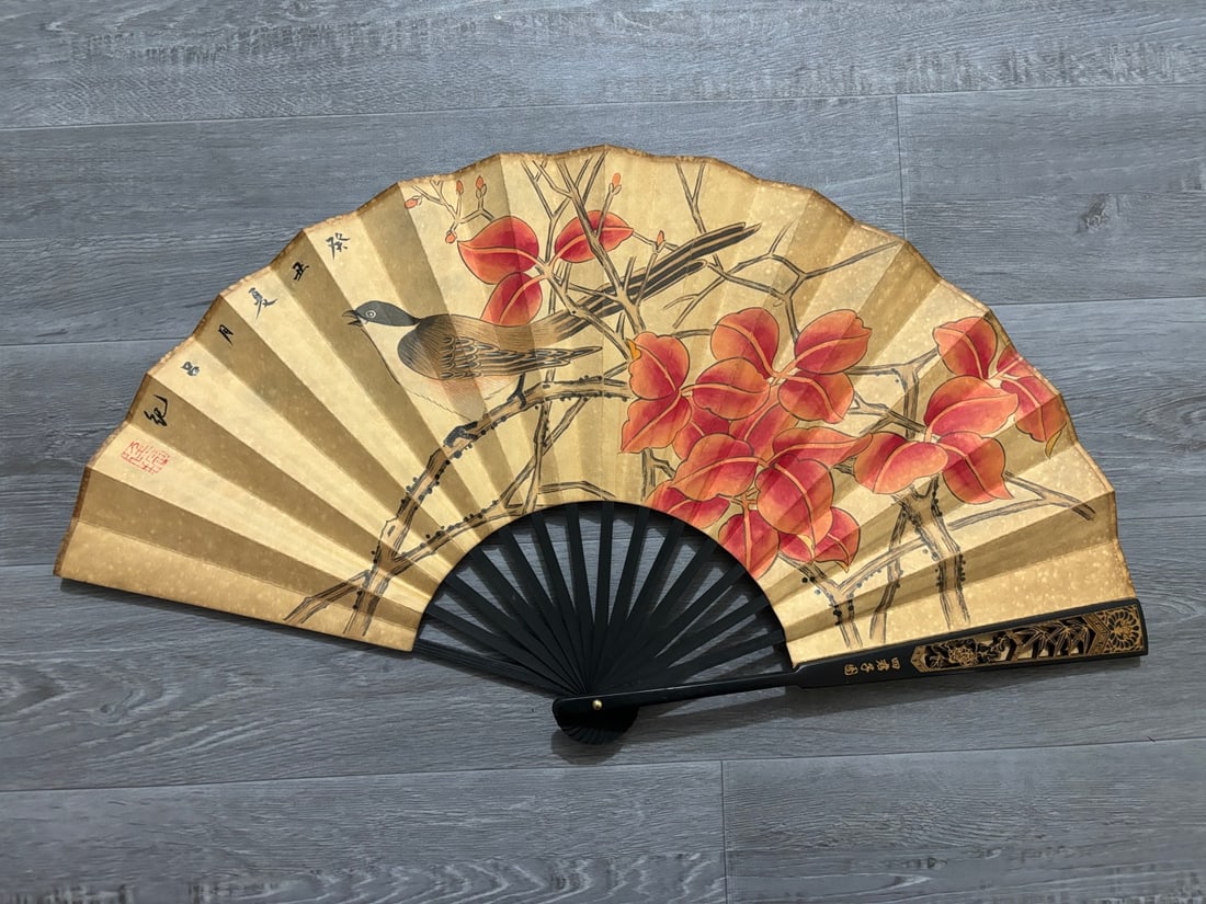 A Chinese Ink Painting Fan with Flower and Bird Motif: A Chinese Ink Painting Fan with Flower and Bird Motif,Lv ji,Size:23.6inx13in,一把中国水墨花鸟画扇子,吕纪