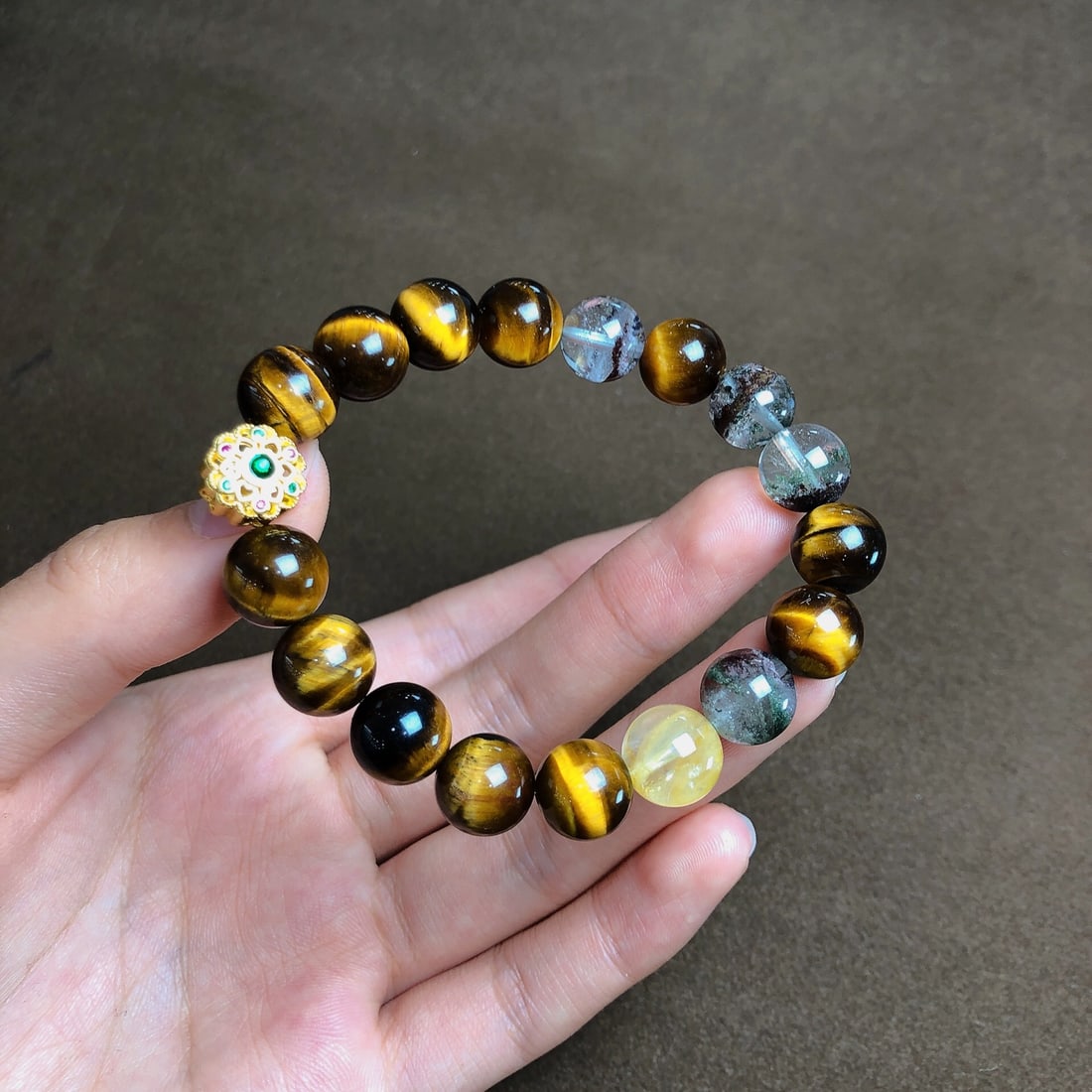 An Exquisite Crystal Bracelets - 4