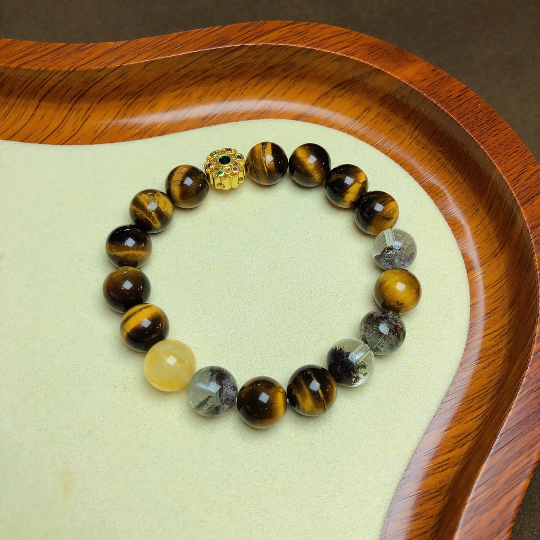 An Exquisite Crystal Bracelets - 8