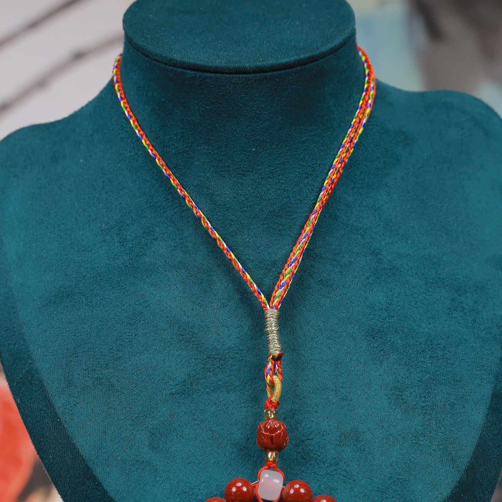 An Exquisite Cinnabar Deer Pattern Pendant - 2
