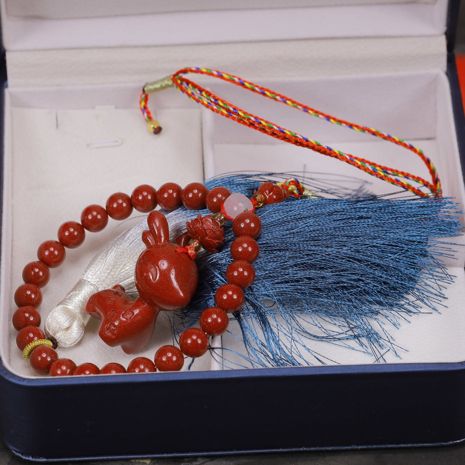 An Exquisite Cinnabar Deer Pattern Pendant - 9