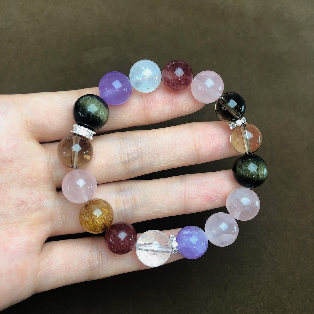 An Exquisite Crystal Bracelets: An Exquisite Crystal Bracelets,Size:11.4mm,Weight:34.9g 水晶手串