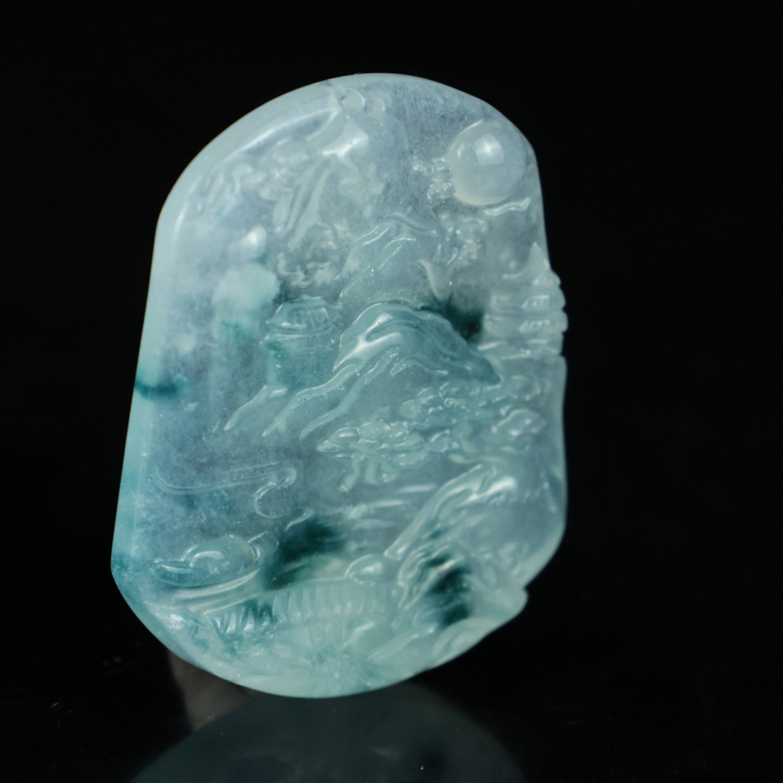 An Exquisite Jadeite Landscape Pattern Pendant - 3