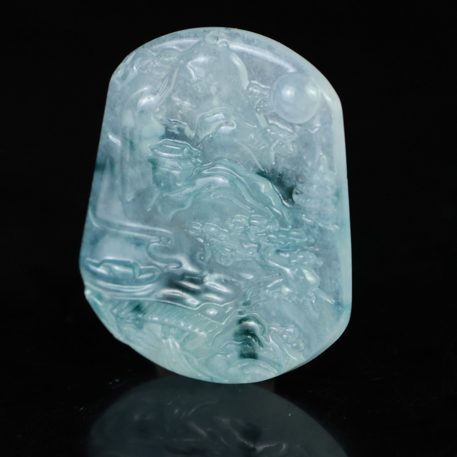 An Exquisite Jadeite Landscape Pattern Pendant - 4
