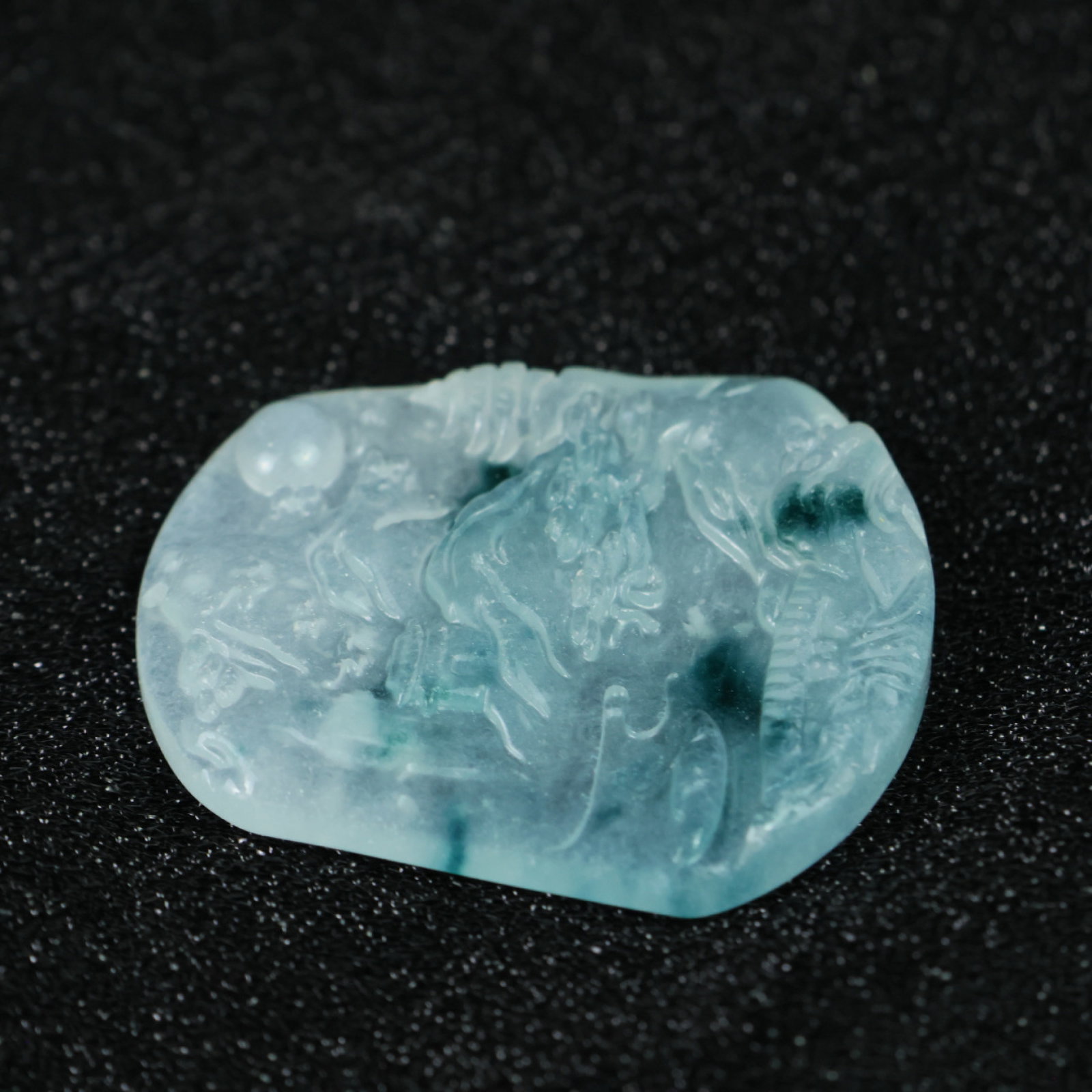 An Exquisite Jadeite Landscape Pattern Pendant - 7