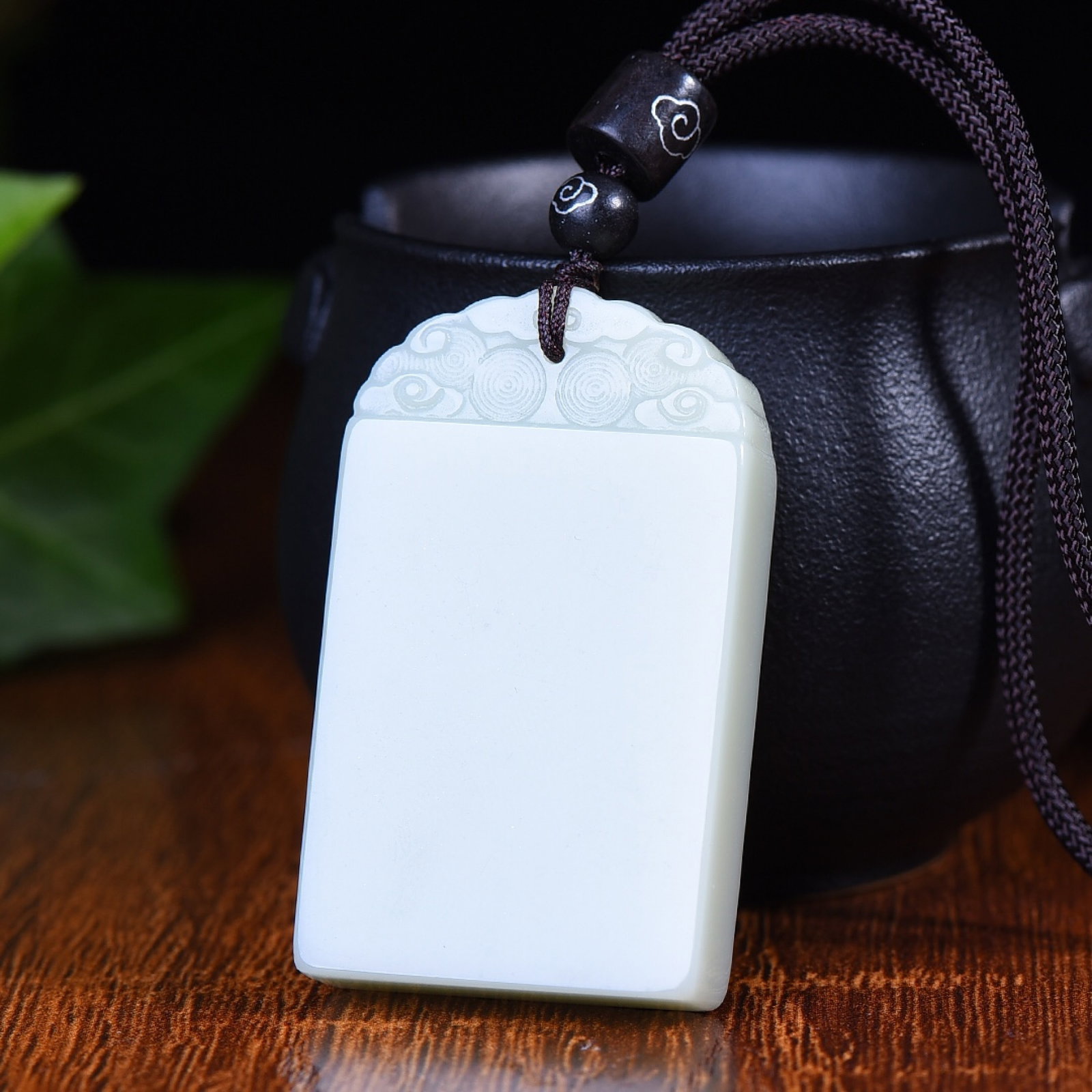 An Exquisite White Jade Auspicious Cloud Pattern Pendant - 2