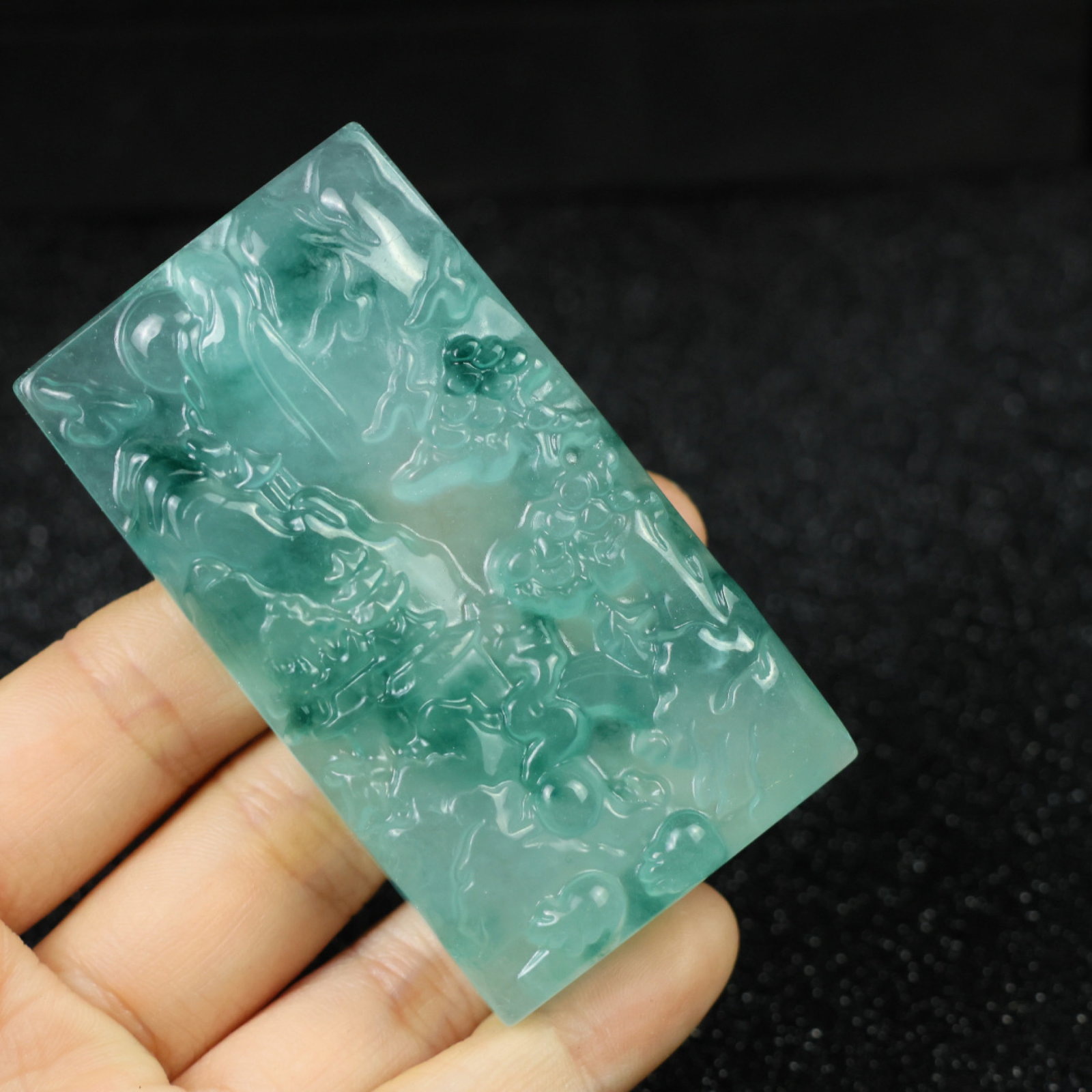 An Exquisite Jadeite Landscape Pattern Pendant - 8