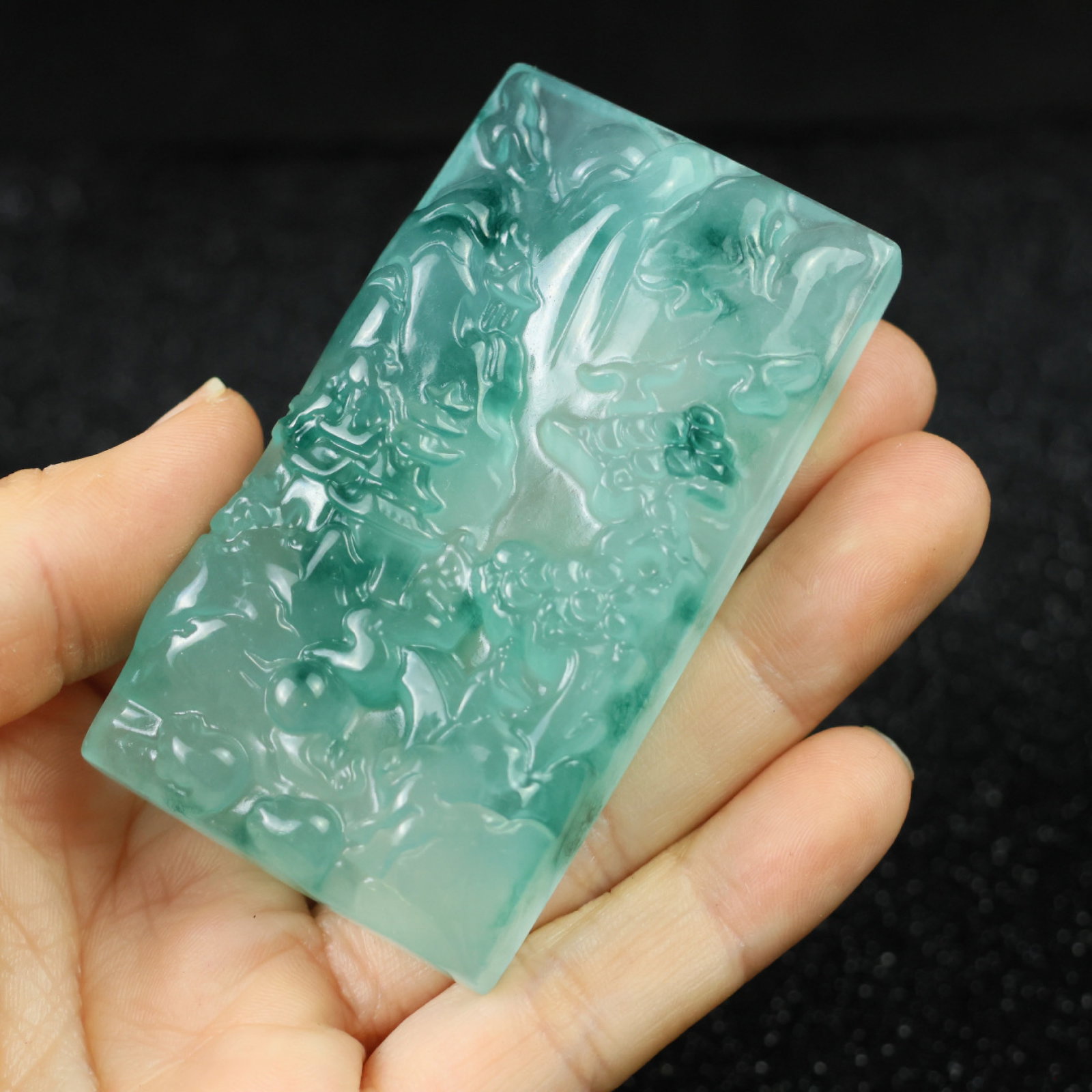 An Exquisite Jadeite Landscape Pattern Pendant - 9