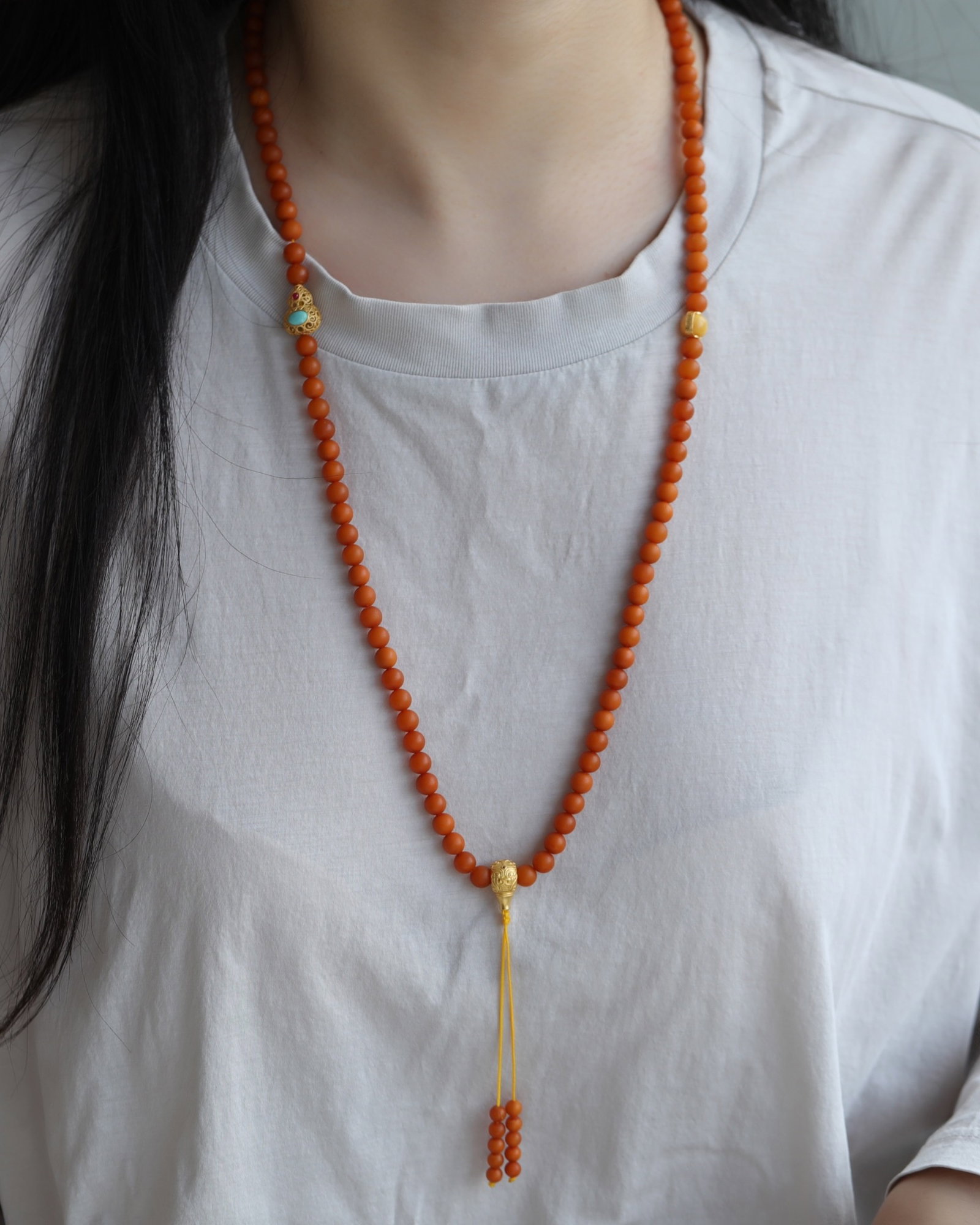 An Exquisite Amber Bracelets - 9
