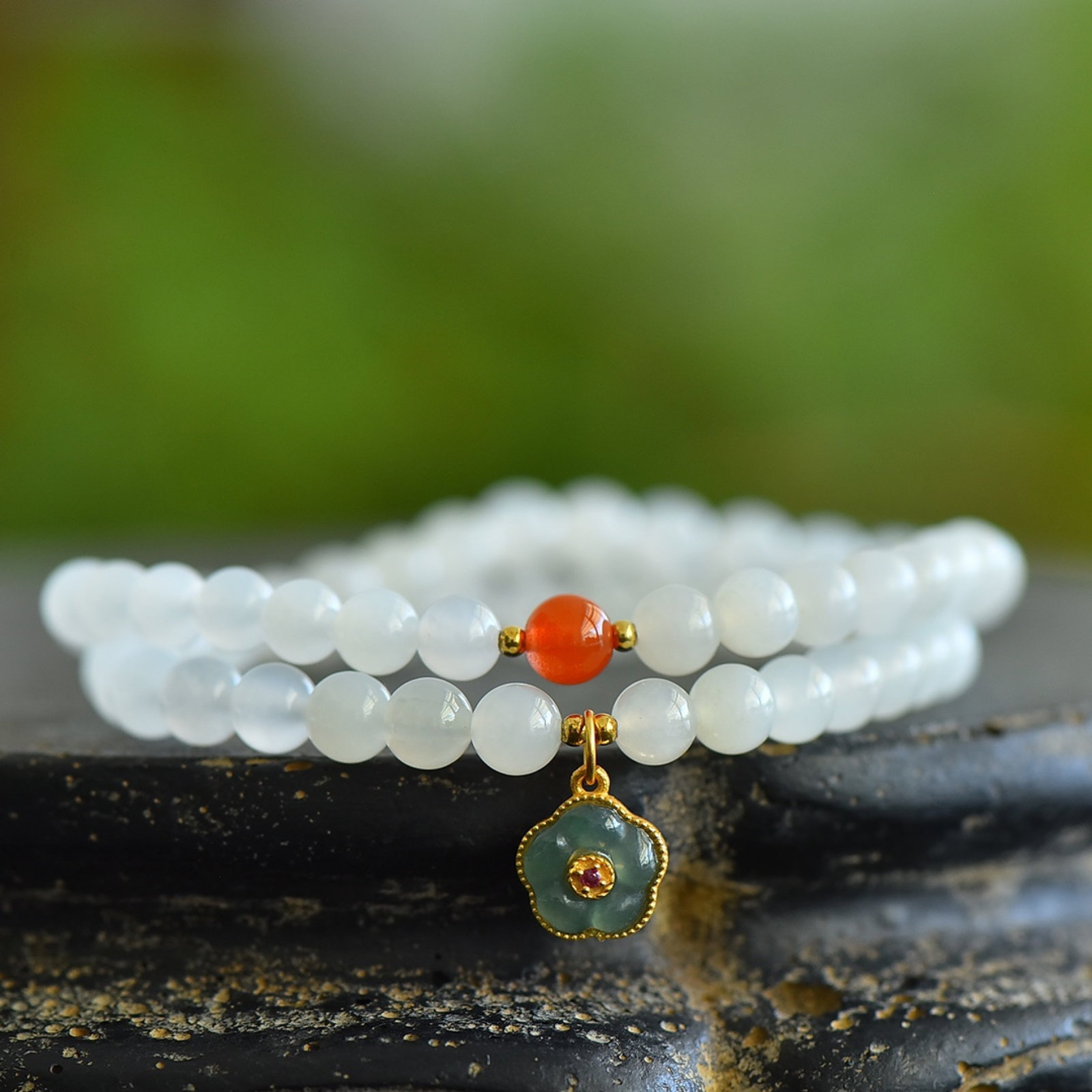 An Exquisite White Jade Bracelets - 4