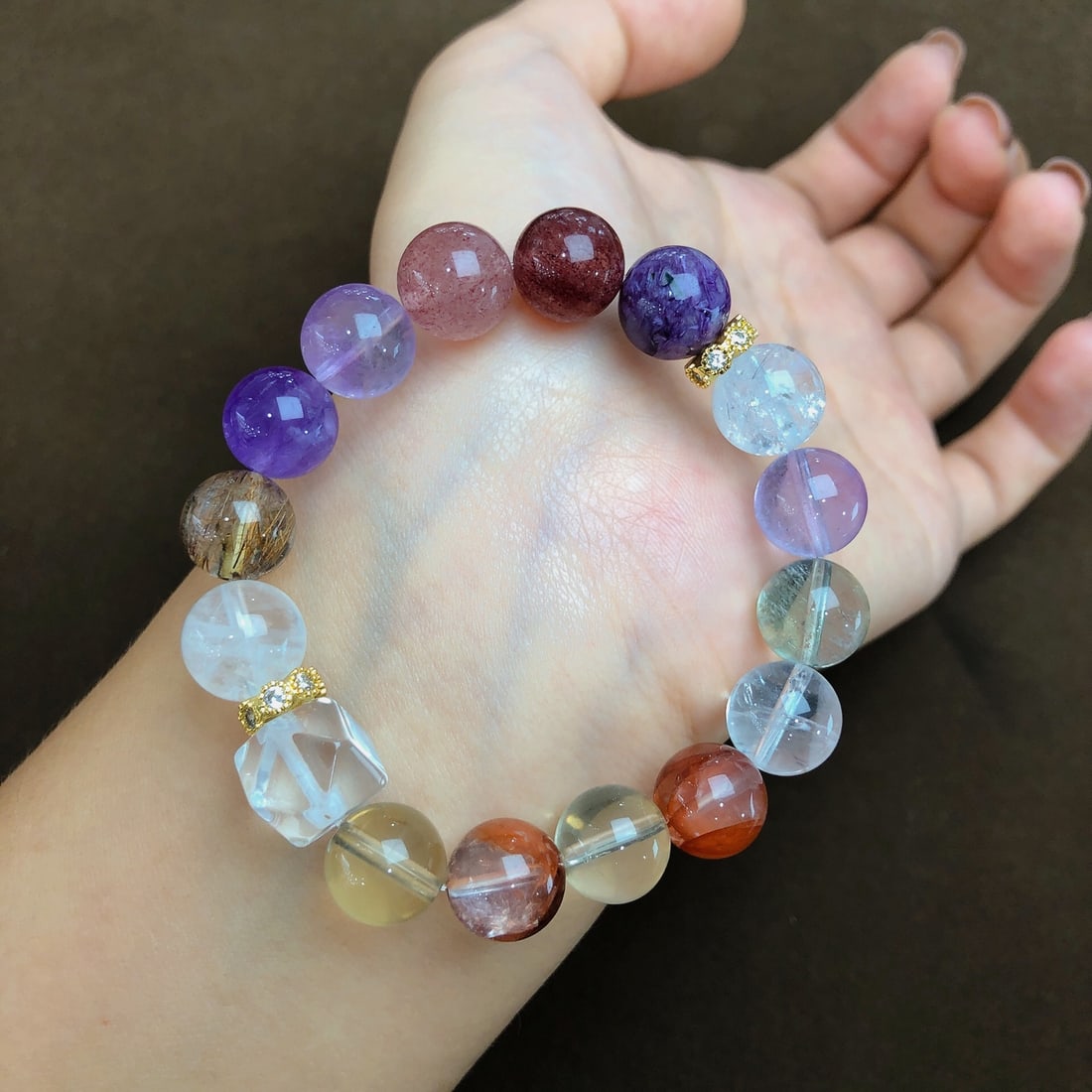 An Exquisite Crystal Bracelets - 3