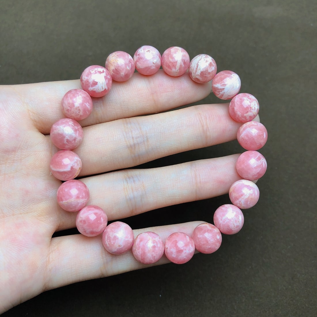 An Exquisite Rhodochrosite Bracelets: An Exquisite Rhodochrosite Bracelets,Size:10.3mm,Weight:38.6g 红纹石手串