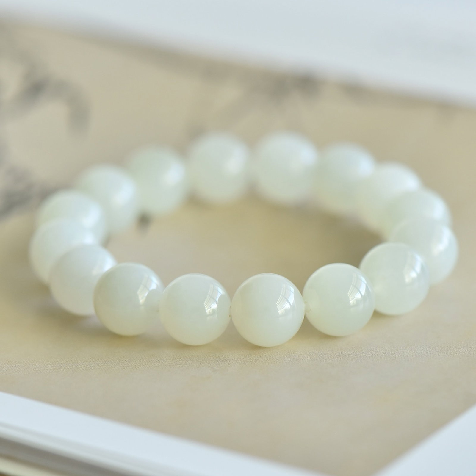 An Exquisite White Jade Bracelets - 4