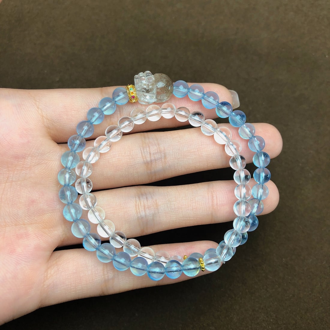 An Exquisite Aquamarine Crystal Bracelets: An Exquisite Aquamarine Crystal Bracelets,Size:5.3mm,Weight:16.1g 海蓝宝水晶手串
