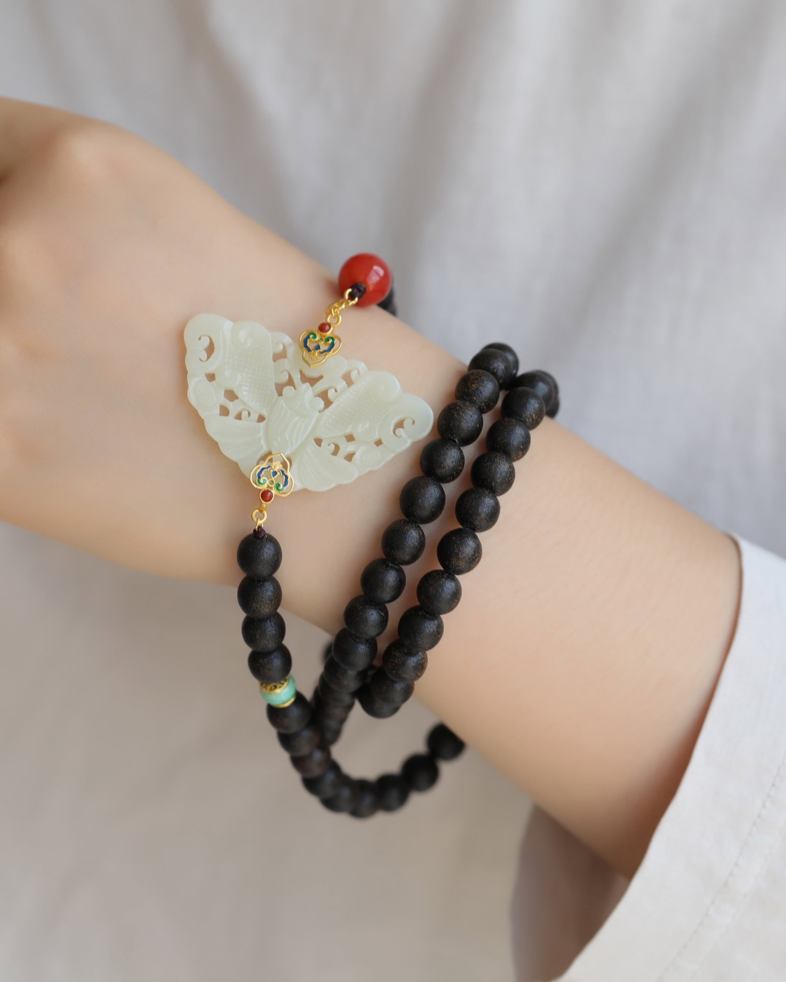 An Exquisite Eaglewood Bracelets - 8