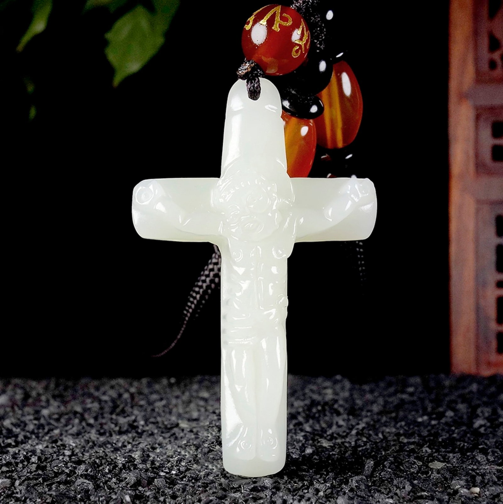 An Exquisite White Jade Pendant: An Exquisite White Jade Pendant,Size:48mmx29mmx8mm 白玉挂件