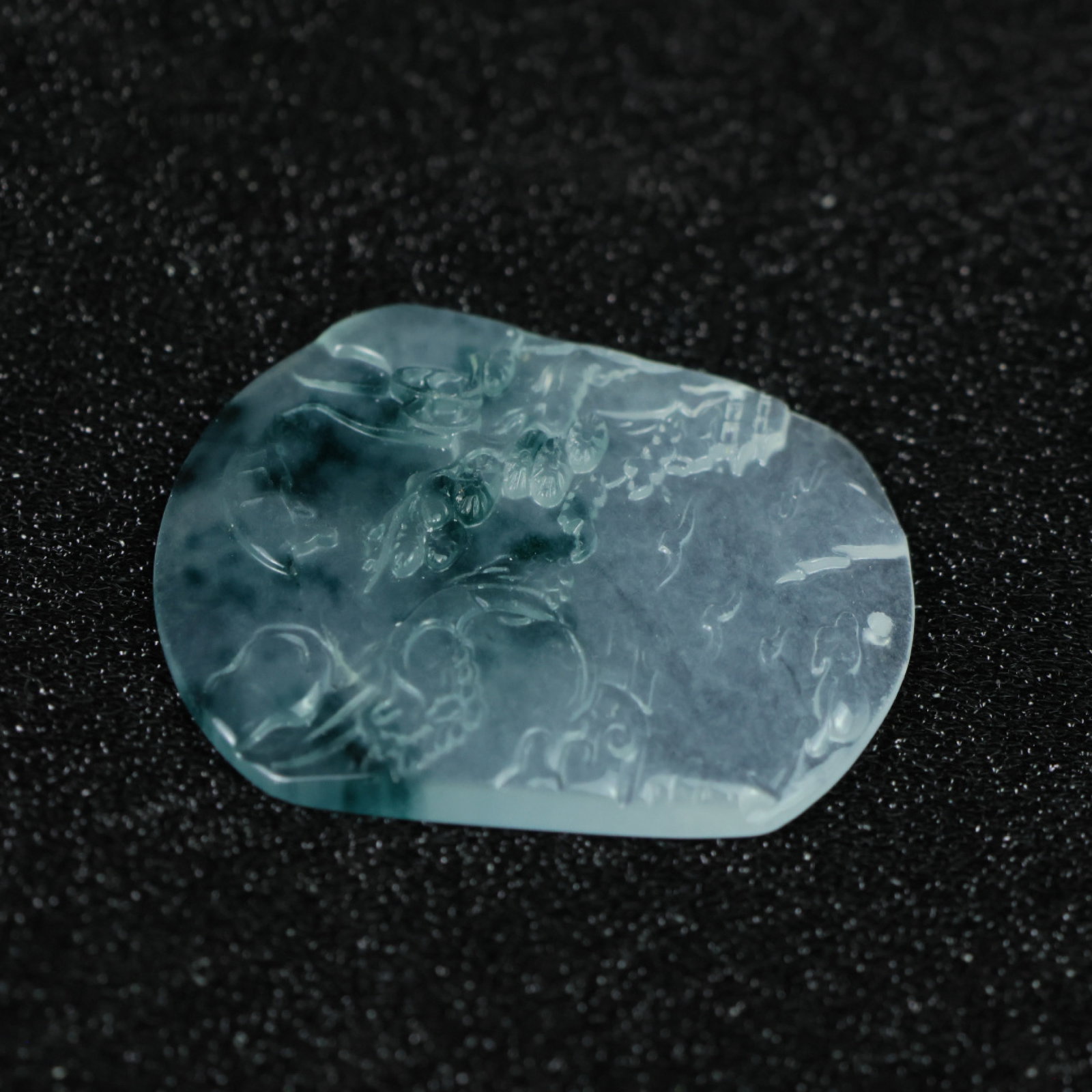 An Exquisite Jadeite Landscape Pattern Pendant - 6