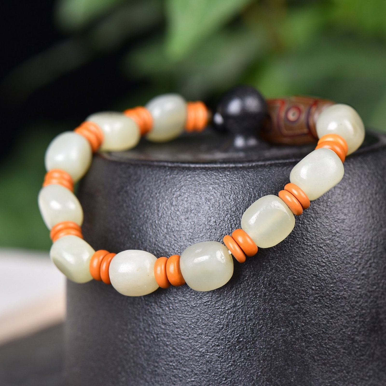 An Exquisite White Jade Bracelets - 3