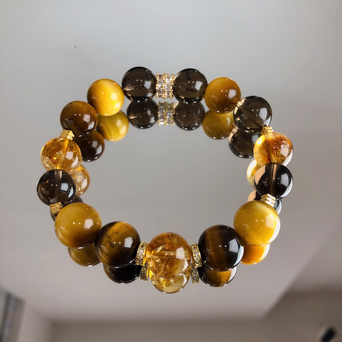 An Exquisite Crystal Bracelets - 9