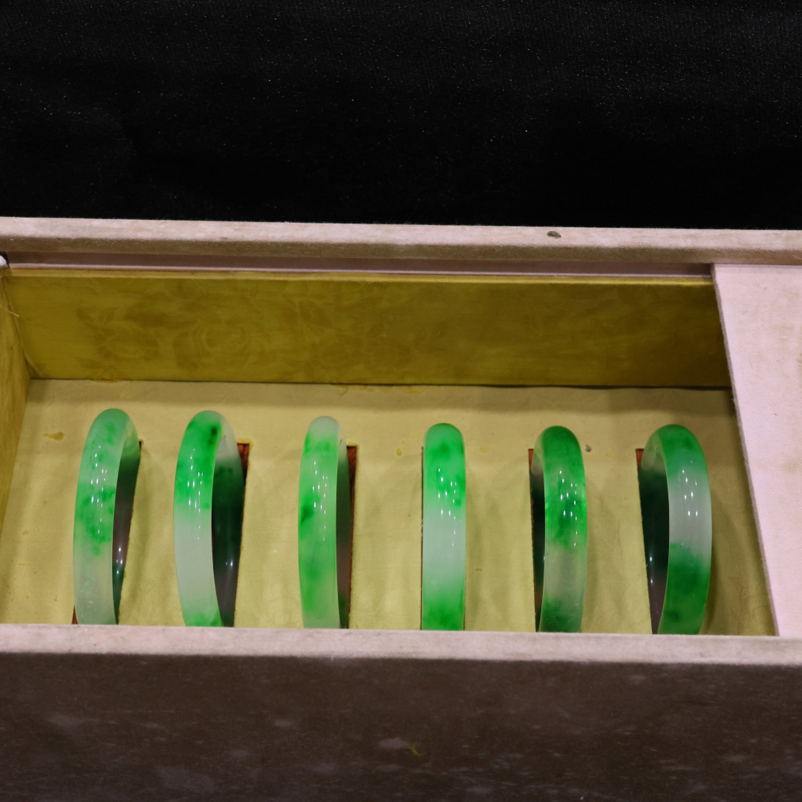 A Set of Fine Jadeite Bracelets: A Set of Fine Jadeite Bracelets 一套翡翠手镯