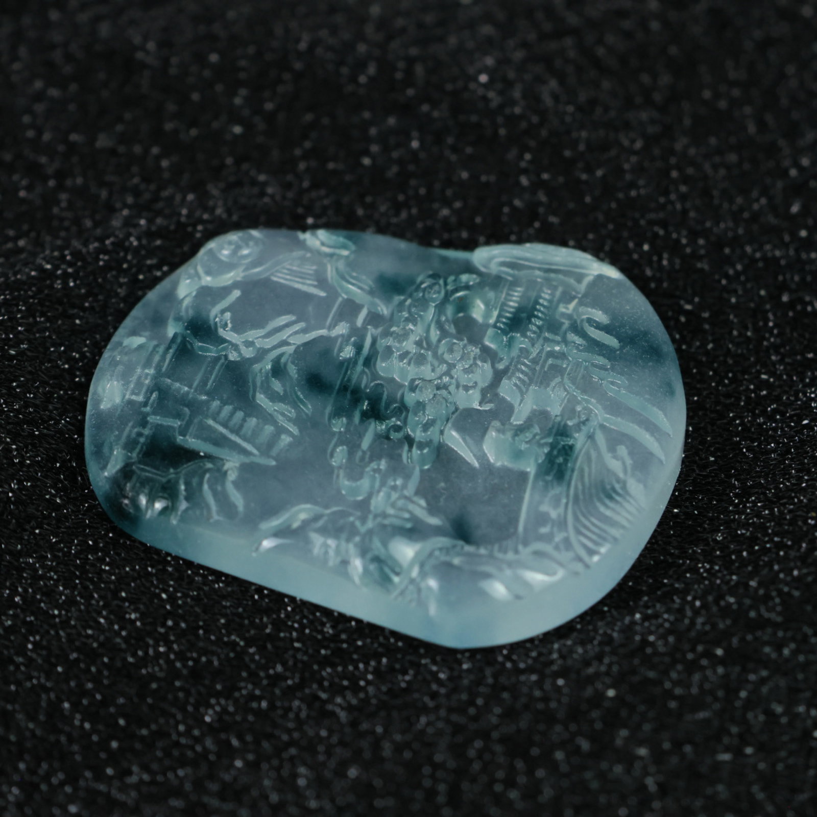 An Exquisite Jadeite Landscape Pattern Pendant - 7