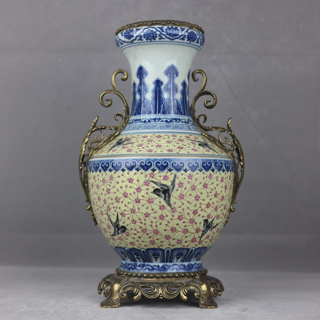 An Exquisite Blue and White Famille-Rose Inlaid Bronze Flower and Bird Pattern Double-Ears Vase: An Exquisite Blue and White Famille-Rose Inlaid Bronze Flower and Bird Pattern Double-Ears VaseQing Dynasty,China,Qianlong Six-character