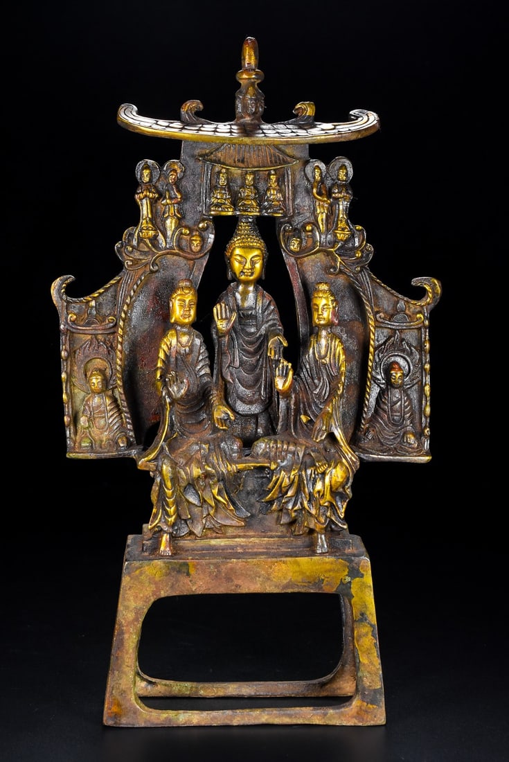 An Exquisite Gilt Bronze Buddha Statue,With Inscription (1 of 9)