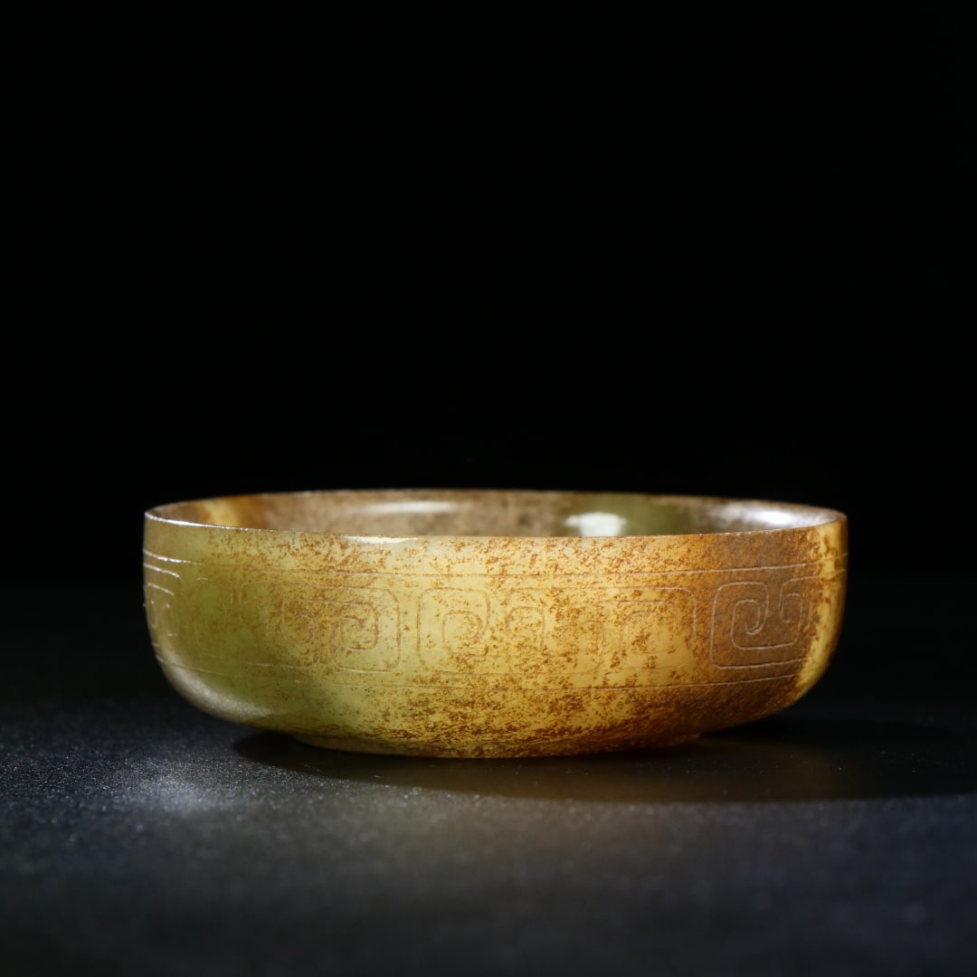 An Exquisite White Jade Bowl: An Exquisite White Jade Bowl,Han Dynasty,China,Size:2.6inx0.8in,Weight:59g,白玉碗,中国汉代