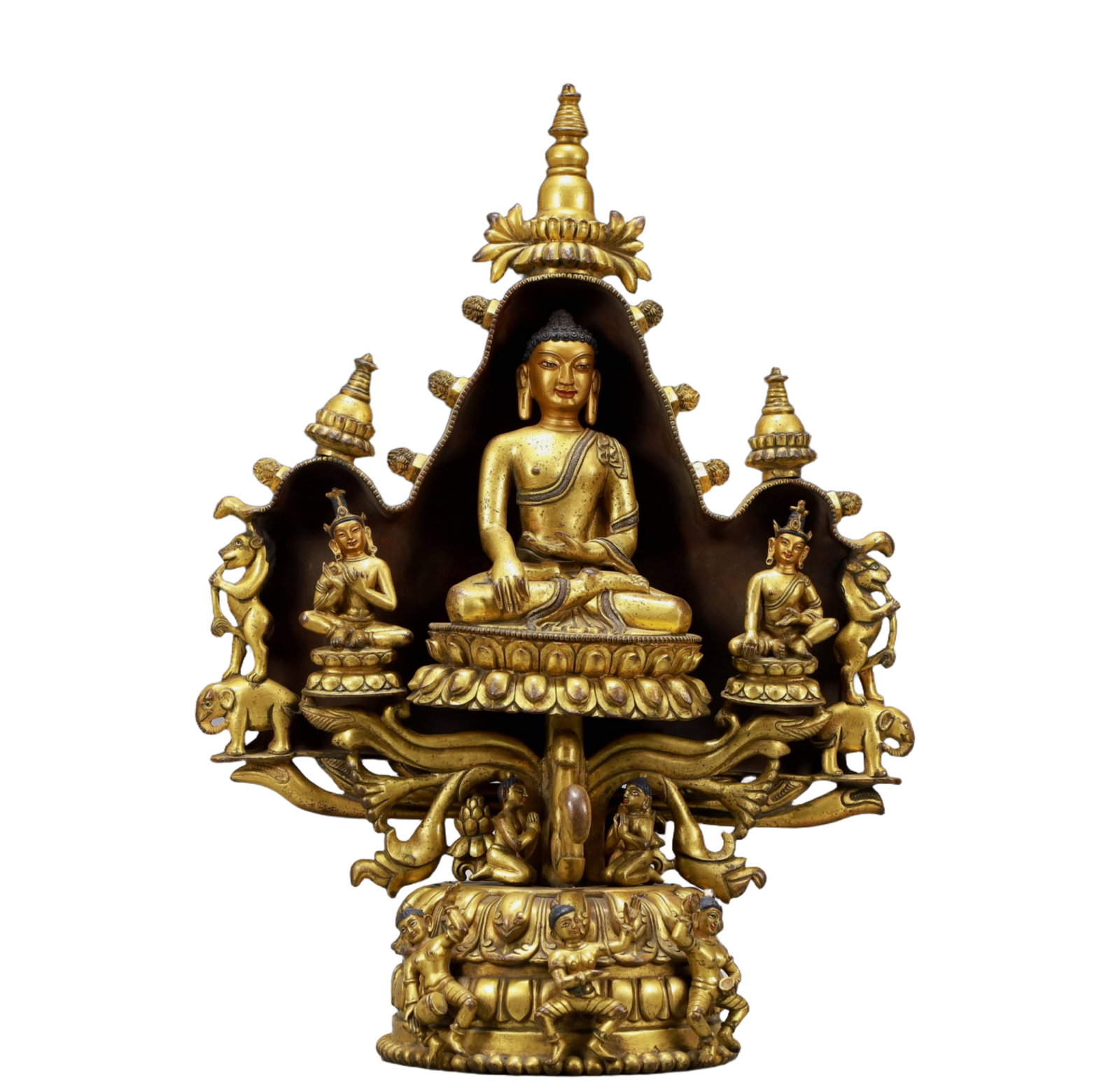 A Solemn Gilt Bronze Statue of Sakyamuni: A Solemn Gilt Bronze Statue of Sakyamuni,Ming Dynasty, China,Size:13.8inx7.9inx17.7in,Weight:9900g,铜鎏金释迦摩尼像,中国明代