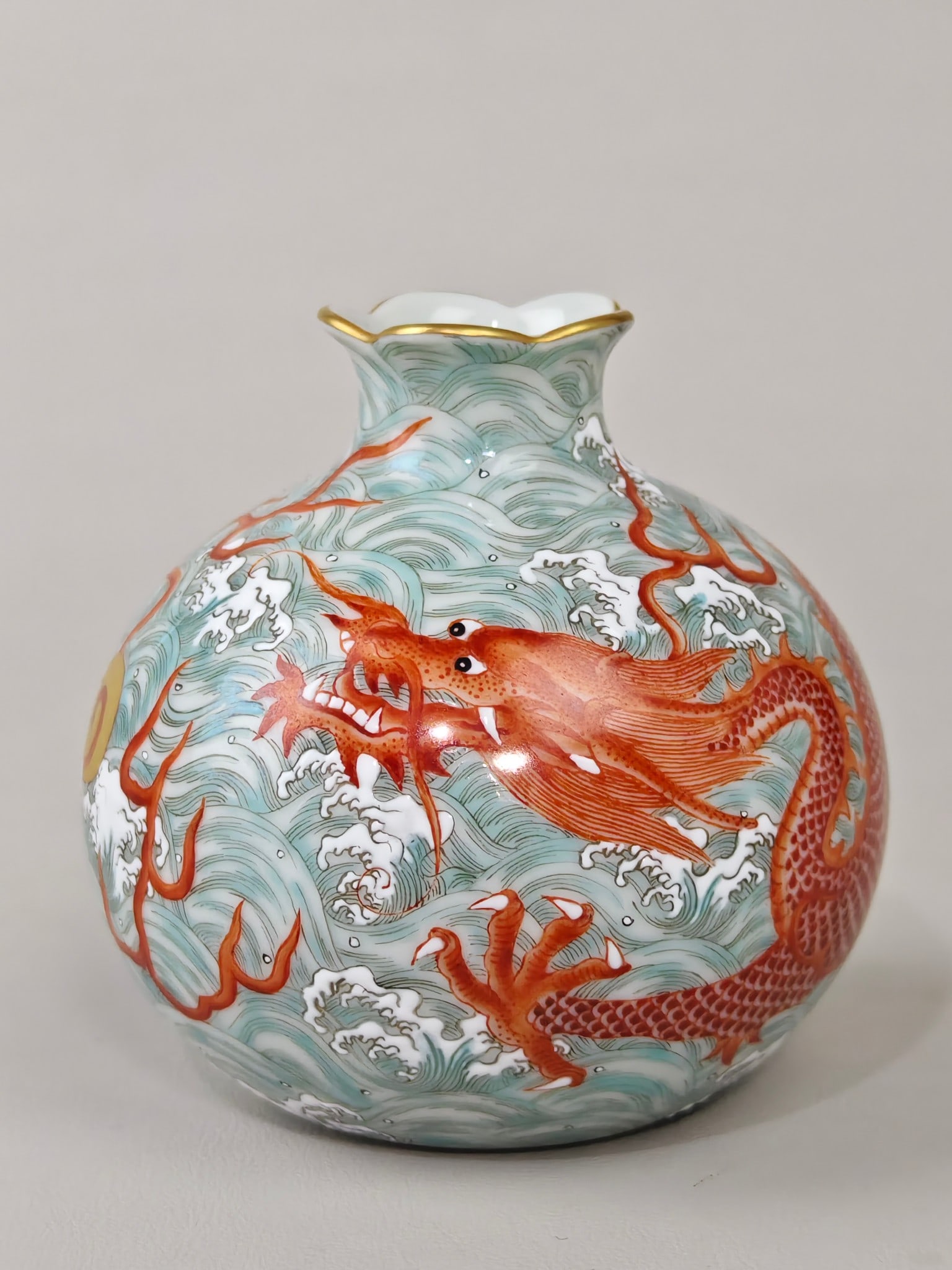 Famille-Rose Seawater Dragon Pattern Vase: Famille-Rose Seawater Dragon Pattern Vase,Qing Dynasty,China,with Yongzheng Six-character Mark,Size:3.1inx3.3in 粉彩海水龙纹瓶,中国清代