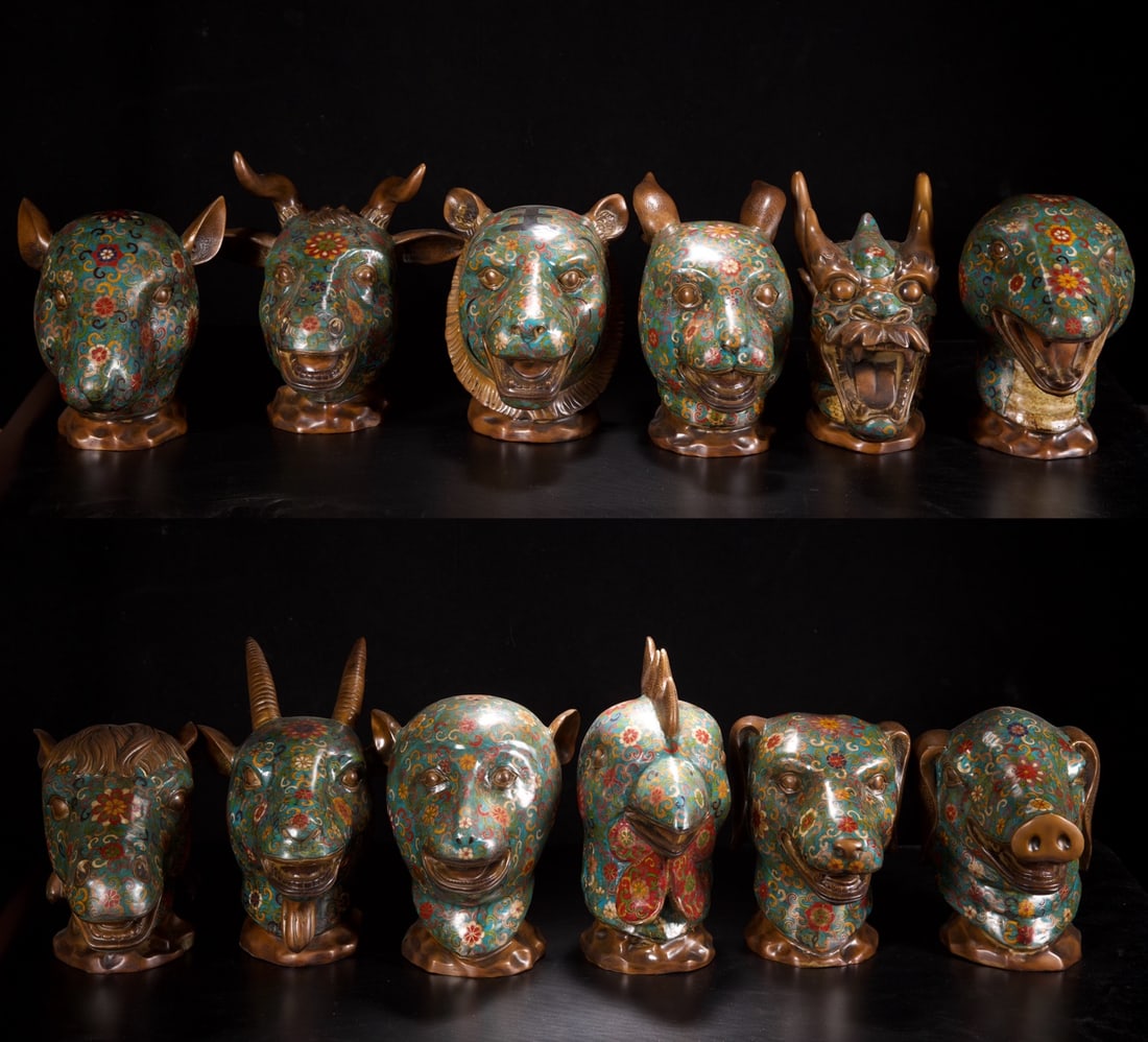 A Set of Fine Cloisonne Lotus Pattern the Twelve Chinese Zodiac Signs Ornaments: A Set of Fine Cloisonne Lotus Pattern the Twelve Chinese Zodiac Signs Ornaments,Qing Dynasty,China,with Qianlong Four-character Mark,Size:9.4inx11inx7.5in*12,Weight:45000g,一套景
