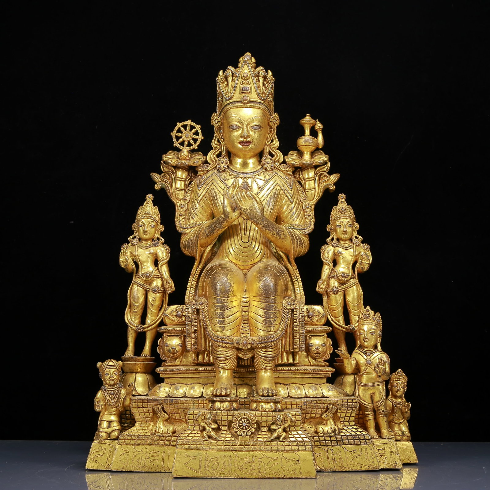 A Solemn Gilt Bronze Statue of Maitreya Buddha: A Solemn Gilt Bronze Statue of Maitreya Buddha,Ming Dynasty,China,Size:16.1inx8.7inx21.3in,Weight:20895g,铜鎏金弥勒佛像,中国明代,