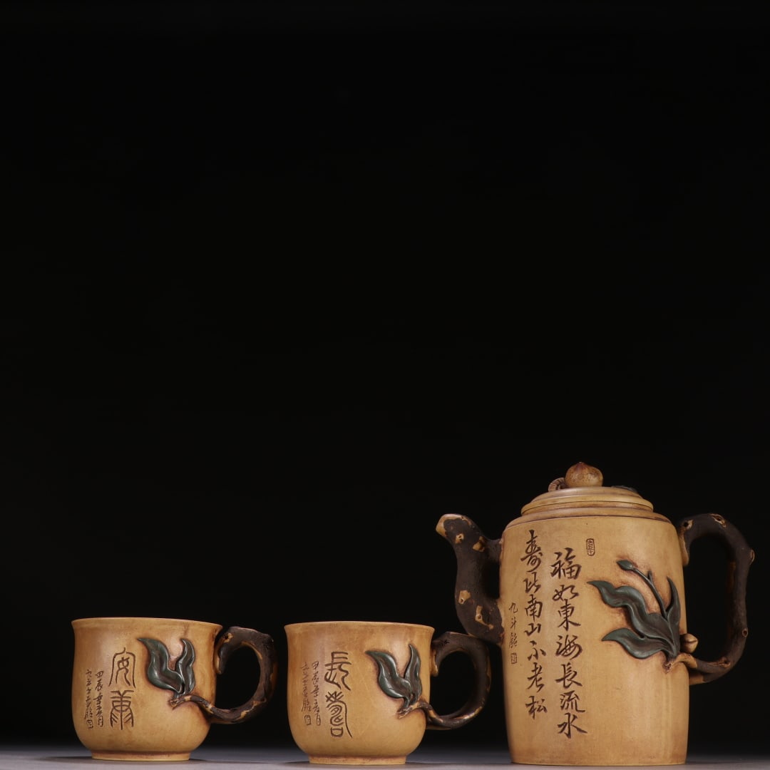 A Set of Fine Purple Sands Character and Story Pattern Teaware,with poems: A Set of Fine Purple Sands Character and Story Pattern Teaware,with poems,the Republic of China,with Famous Artisan Mark,Size:(Teapot)5.7inx6.3in,(Cup)2.4inx3.9in,一套紫砂É