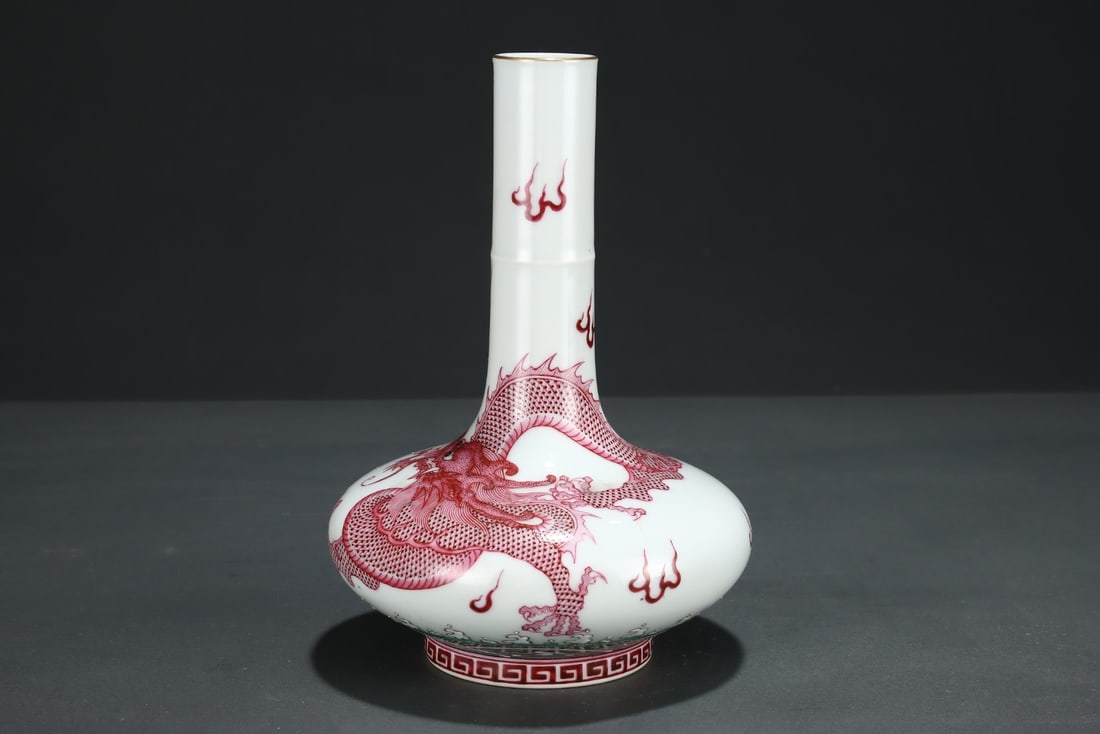 An Exquisite Ruby Red-Glazed Painted Gold Dragon Pattern Seawater Pattern Vase - 5