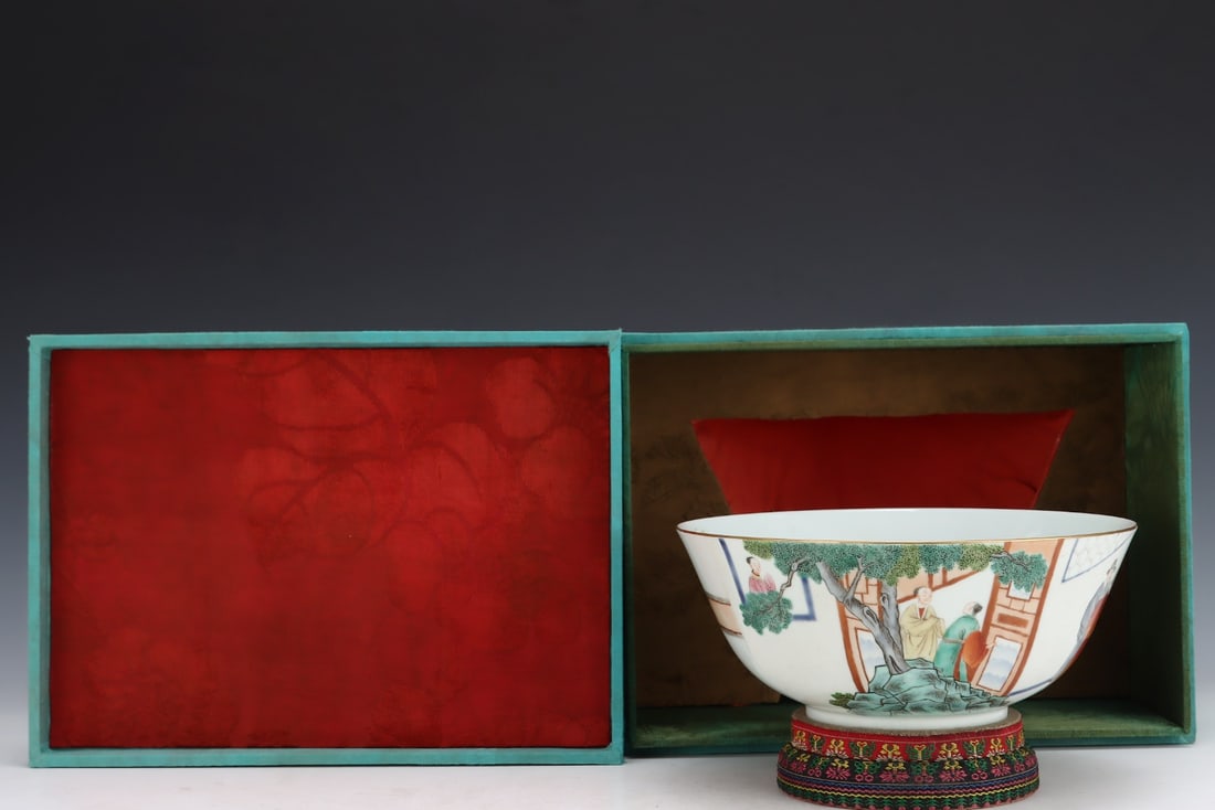 An Exquisite Famille-Rose Character and Story Pattern Bowl (1 of 9)