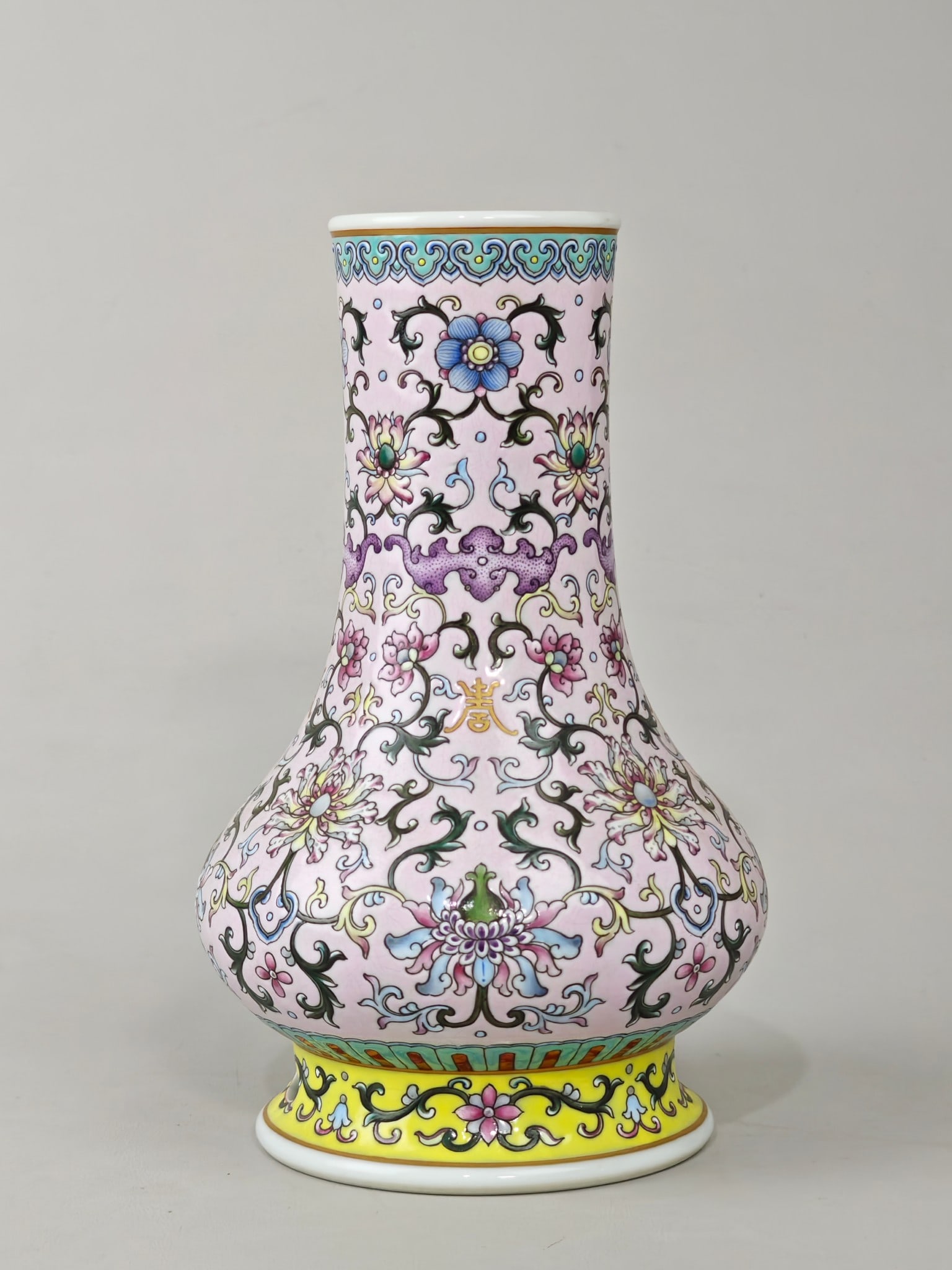 Famille-Rose Lotus Pattern Vase: Famille-Rose Lotus Pattern Vase,Qing Dynasty,China,with Yongzheng Six-character Mark,Size:8.3inx5.5in 粉彩缠枝莲纹瓶,中国清代,带