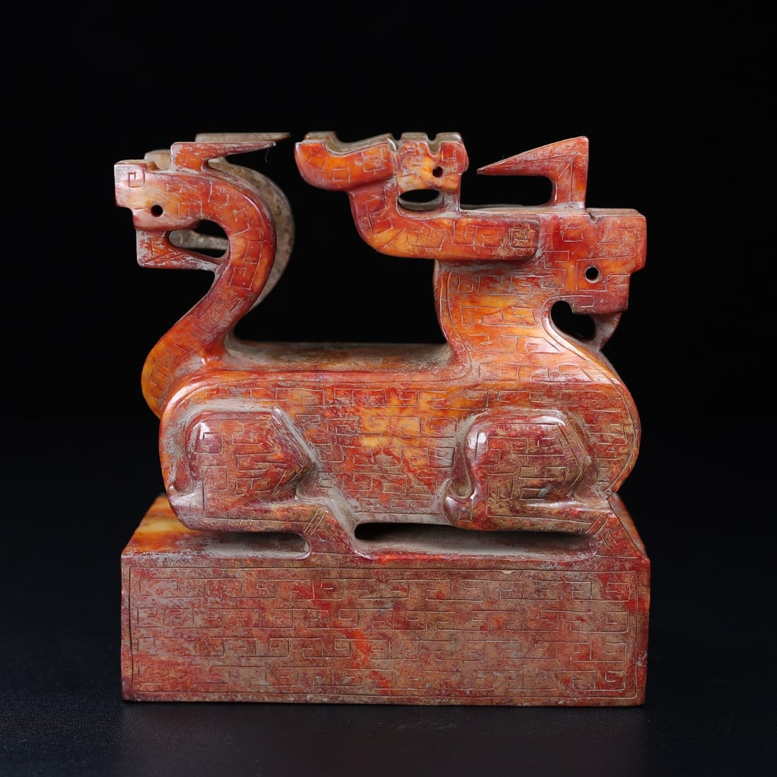 An Exquisite White Jade Auspicious Animal Seal: An Exquisite White Jade Auspicious Animal Seal,Han Dynasty,China,Size:5.8inx5.5inx2.9in,Weight:2602g,白玉瑞兽印章,中国汉代