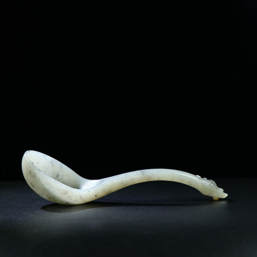 An Exquisite White Jade Dragon Pattern Spoon - 5