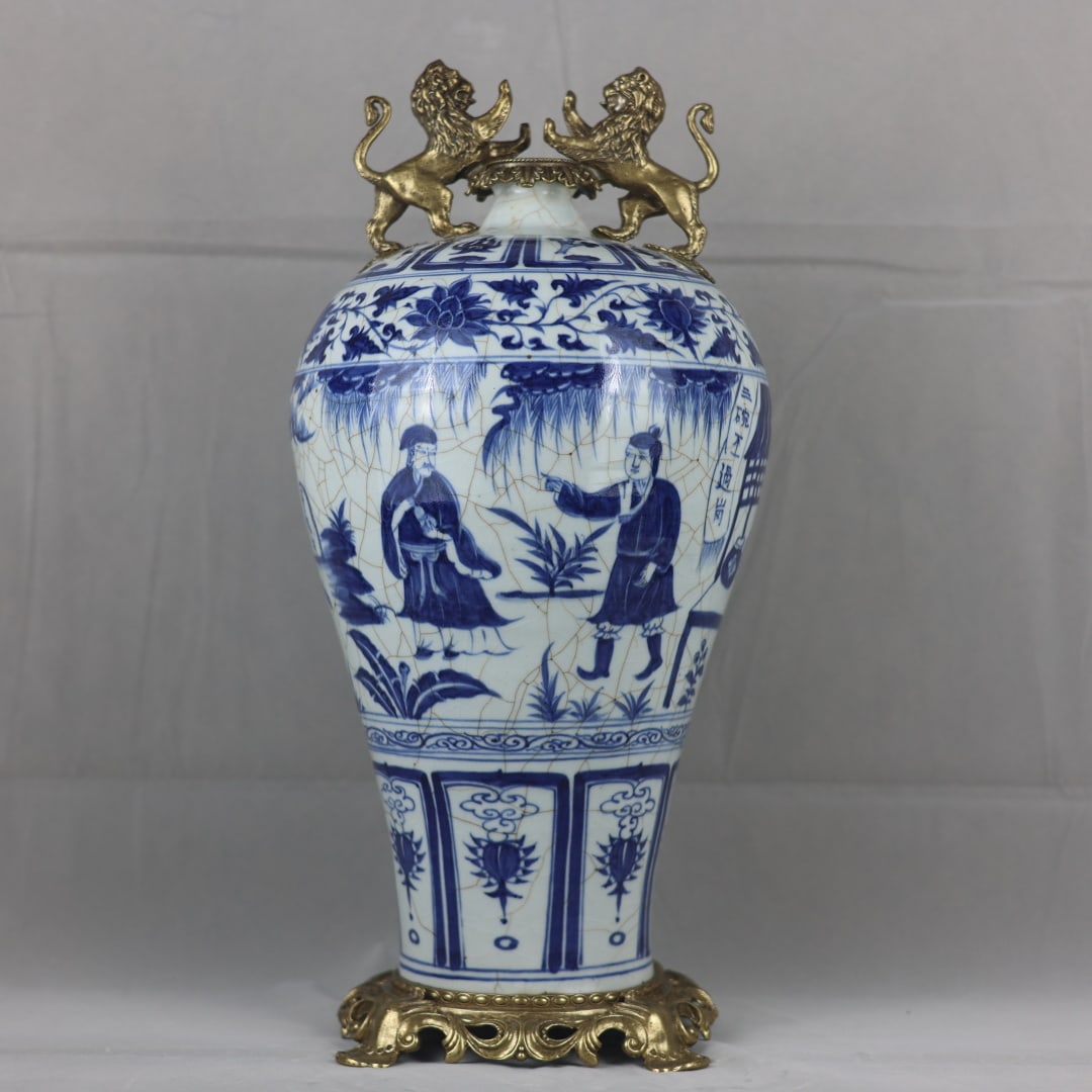 An Exquisite Blue and White Inlaid Bronze Character and Story Pattern Lotus Pattern Double-Ears Vase: An Exquisite Blue and White Inlaid Bronze Character and Story Pattern Lotus Pattern Double-Ears VaseYuan Dynasty,China,青花镶铜人物故事纹缠&