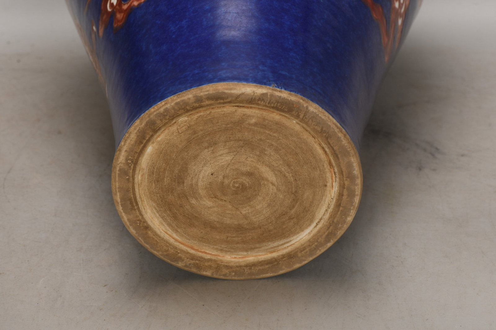 An Exquisite Underglaze-Red Dragon Pattern Vase - 8