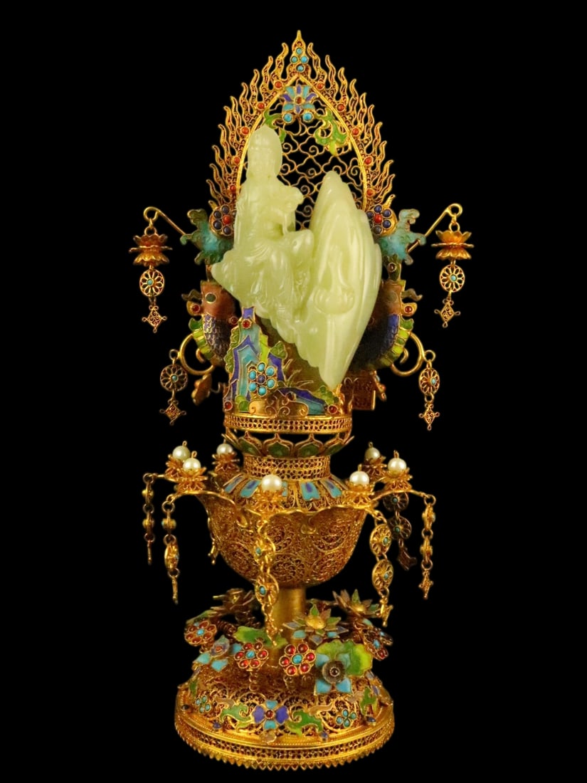 An Exquisite Filigree and Gilding Inlaid White Jade Buddha Statue Ornament,Inlaid Gems: An Exquisite Filigree and Gilding Inlaid White Jade Buddha Statue Ornament,Inlaid Gems,Qing Dynasty,China,with Qianlong Four-character Mark,Size:7.1inx5.9inx14.2in,Weight:1093g,花丝鎏