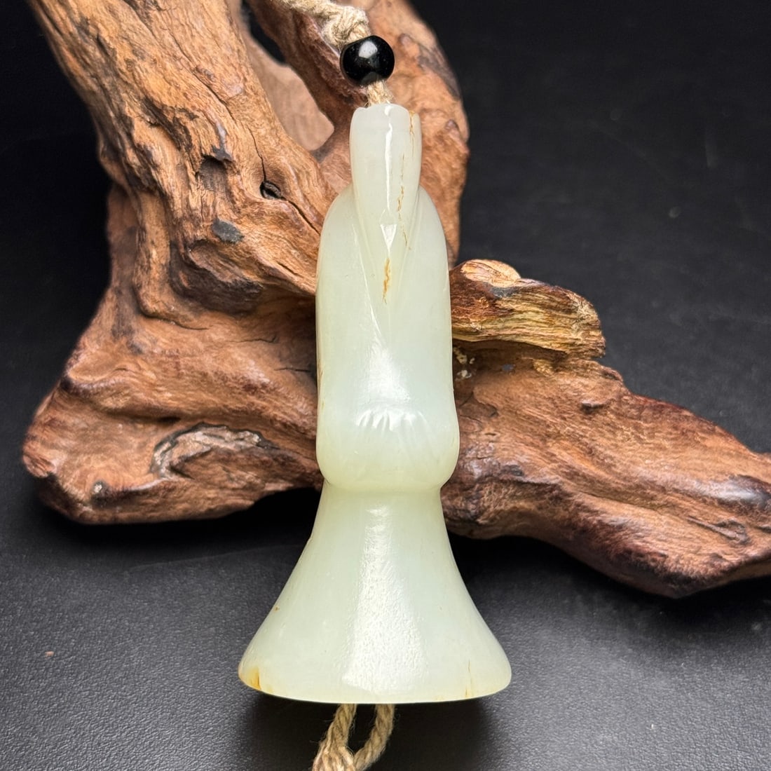 An Exquisite White Jade Figure Ornament: An Exquisite White Jade Figure Ornament,Qing Dynasty,China,Size:2.6inx1.3inx1.3in,Weight:51g,白玉人物摆件,中国清代